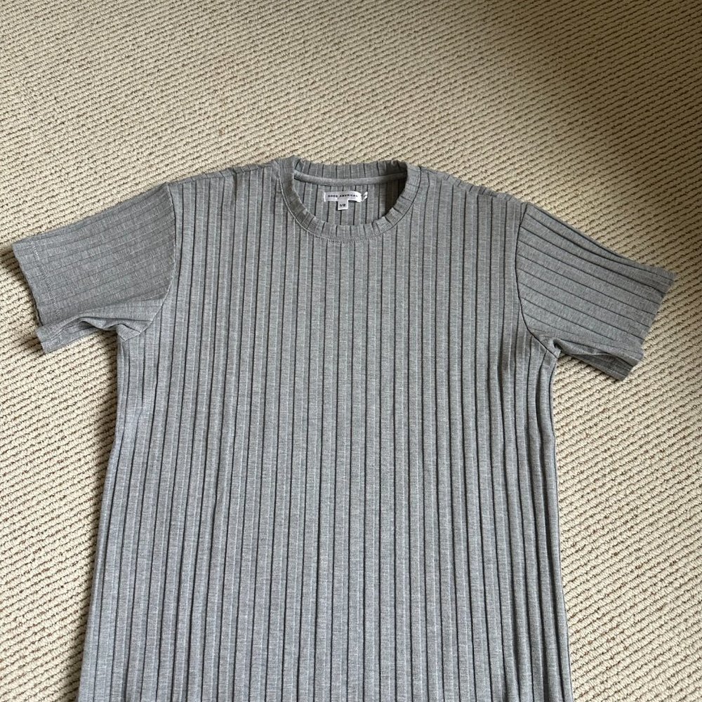 Good American black Crewneck Tshirt size 1/2 Good American NEVER USED